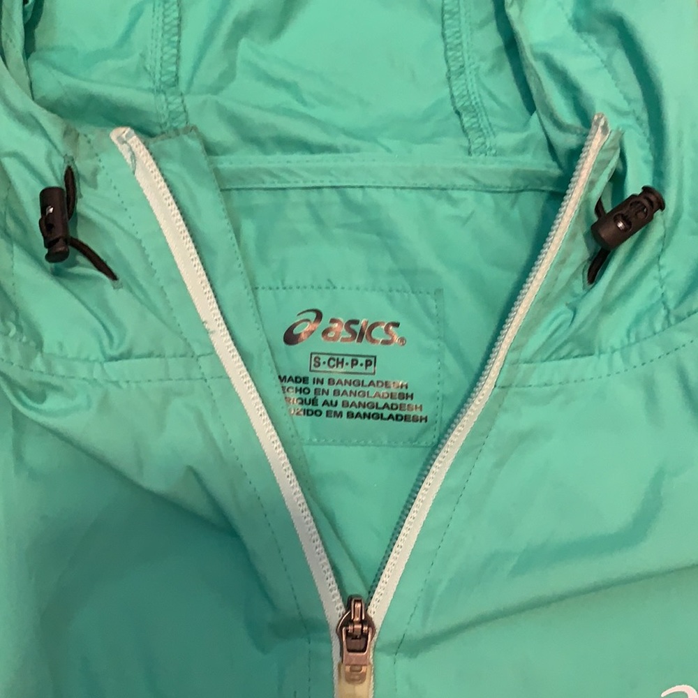 ASICS wind breaker - Picture 3 of 4